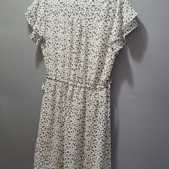 H&M cream/grey floral dress Size M - Picture 10 of 10